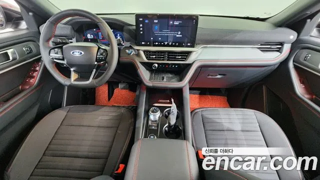 Ford Explorer Explorer 6 поколение 2.3 ST-Line 4WD — Фото автомобиля 7