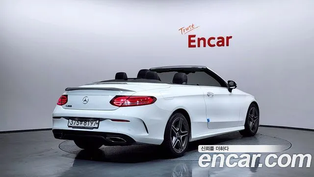 Mercedes-Benz C-Class — Фото автомобиля 2