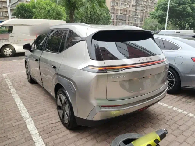 GAC Aion Y — Фото автомобиля 4