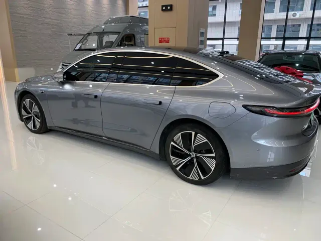 Nio ET7 — Фото автомобиля 15