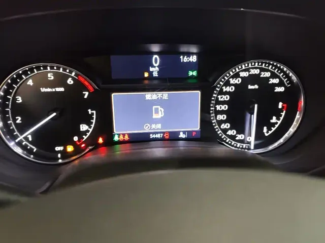 Cadillac CT5 — Фото автомобиля 11