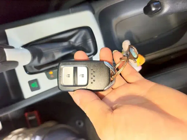 Honda Fit — Фото автомобиля 8