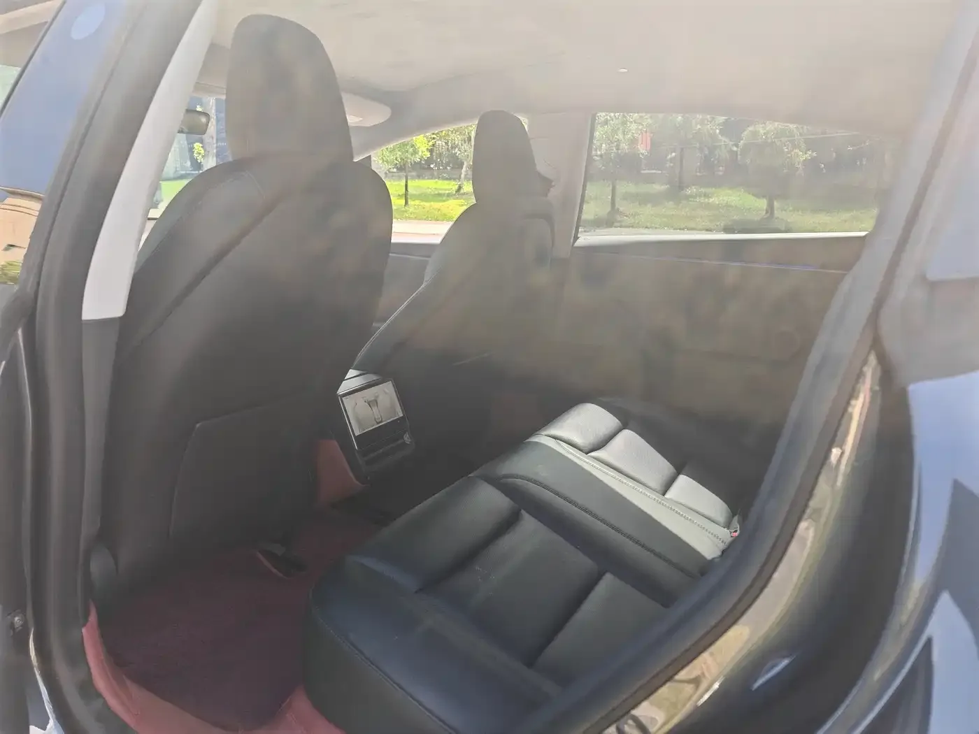 Tesla Model 3 2025 Model Rear-Wheel Drive Edition — Фото автомобиля 9