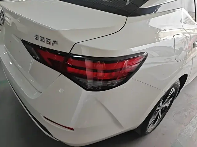 Nissan Sylphy — Фото автомобиля 7
