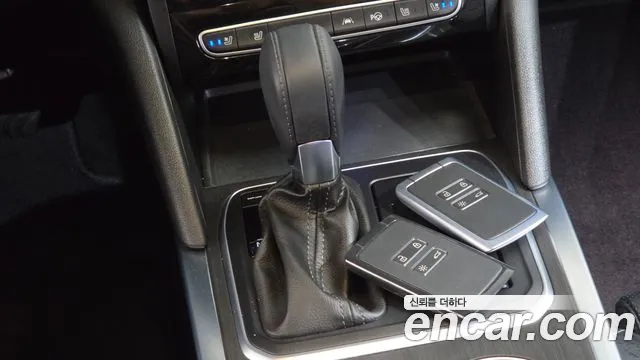 Renault Korea SM6 New — Фото автомобиля 12