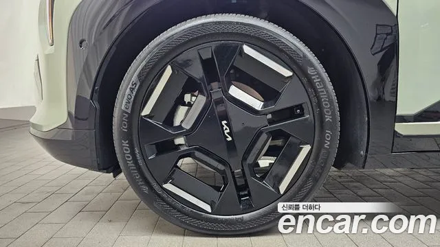 Kia EV3 — Фото автомобиля 4