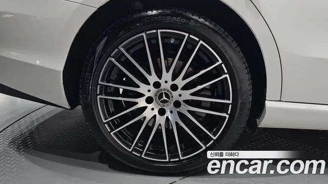 Mercedes-Benz C-Class W206 — Фото автомобиля 20