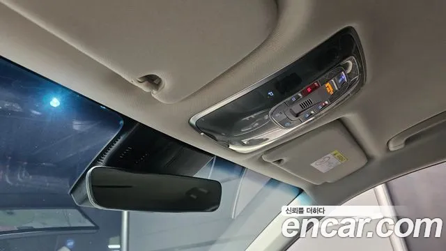 Genesis GV70 2.5T Бензин AWD — Фото автомобиля 17