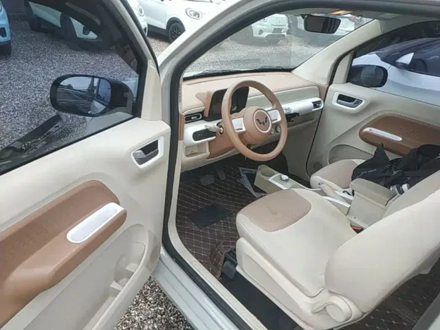 Wuling Hongguang Mini EV — Фото автомобиля 15