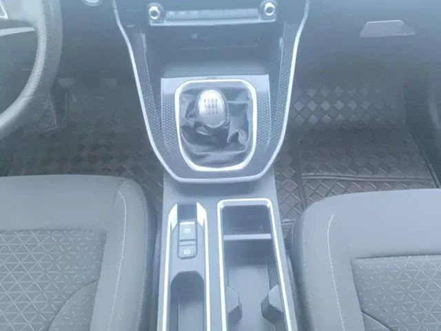 Haval M6 — Фото автомобиля 16
