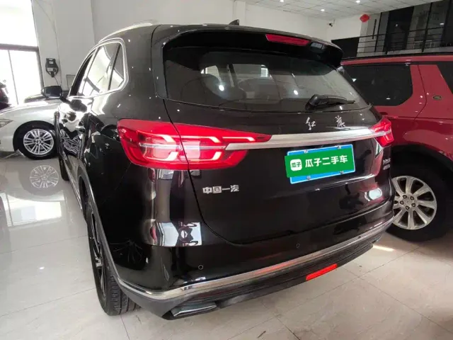 Hongqi HS5 — Фото автомобиля 5