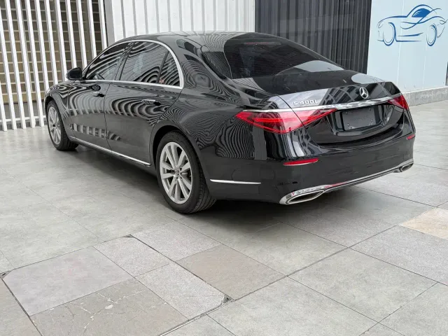 Mercedes-Benz S-Class — Фото автомобиля 4