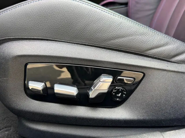 BMW 5 Series — Фото автомобиля 10