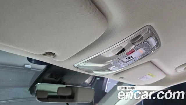 Genesis GV70 — Фото автомобиля 24