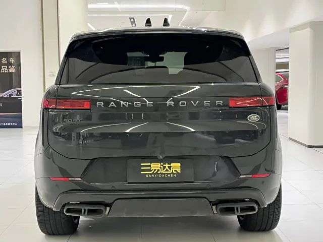 Land Rover Range Rover Sport — Фото автомобиля 4