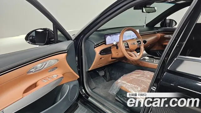 Genesis GV70 — Фото автомобиля 15