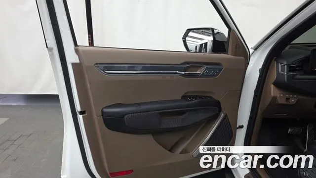 Kia EV9 — Фото автомобиля 20