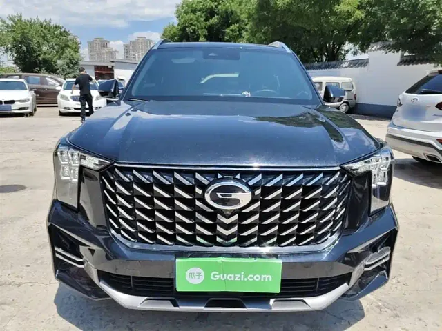 GAC Trumpchi GS8 — Фото автомобиля 2