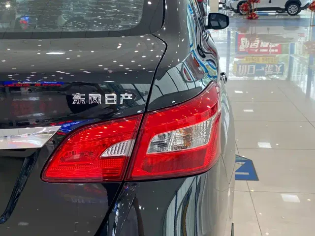 Nissan Sylphy — Фото автомобиля 7