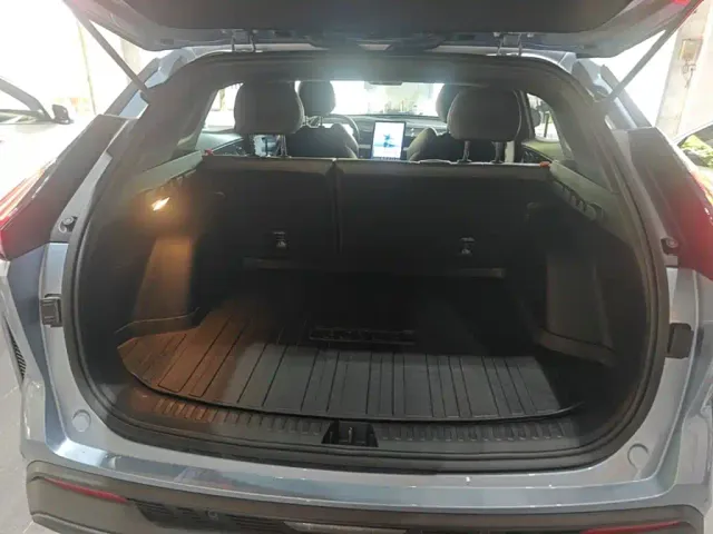 Geely Boyue — Фото автомобиля 18