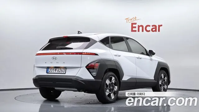 Hyundai Kona SX2 — Фото автомобиля 2