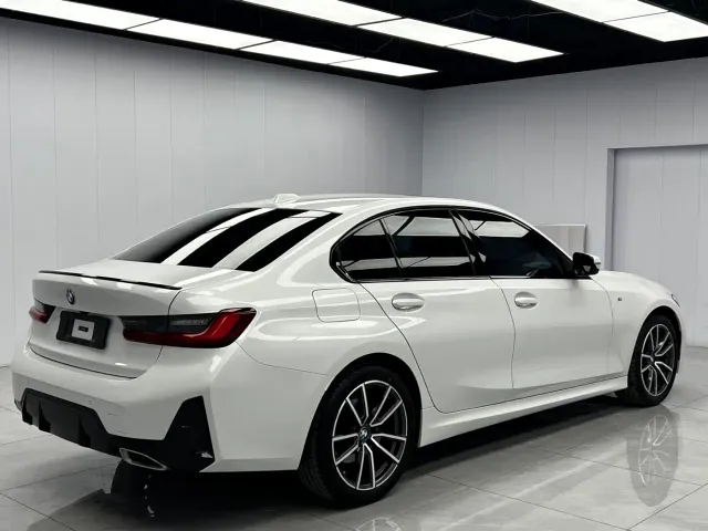BMW 3 Series — Фото автомобиля 4