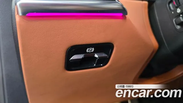 Mercedes-Benz S-Class — Фото автомобиля 12