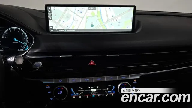 Genesis G80 Бензин 2.5 турбо AWD — Фото автомобиля 10