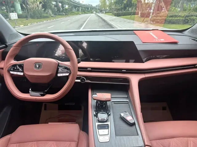 Changan CS75 Plus — Фото автомобиля 6