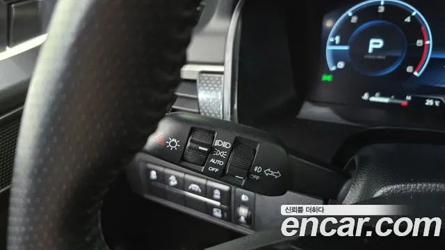 KG_Mobility_Ssangyong Rexton Новый Rexton Sport Дизель 2.2 4WD — Фото автомобиля 30