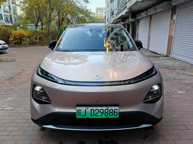 Changan Qiyuan Q05 — Фото автомобиля 2