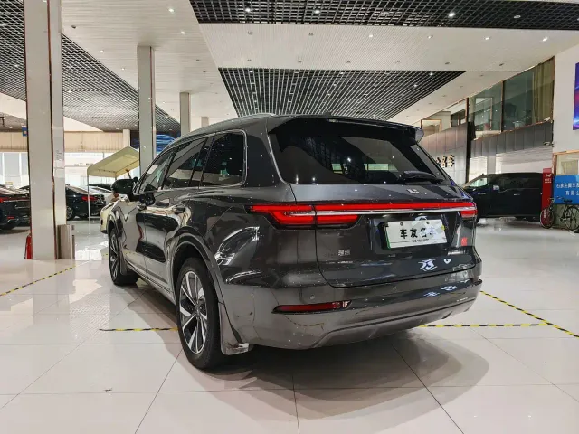 Li Auto ONE — Фото автомобиля 20