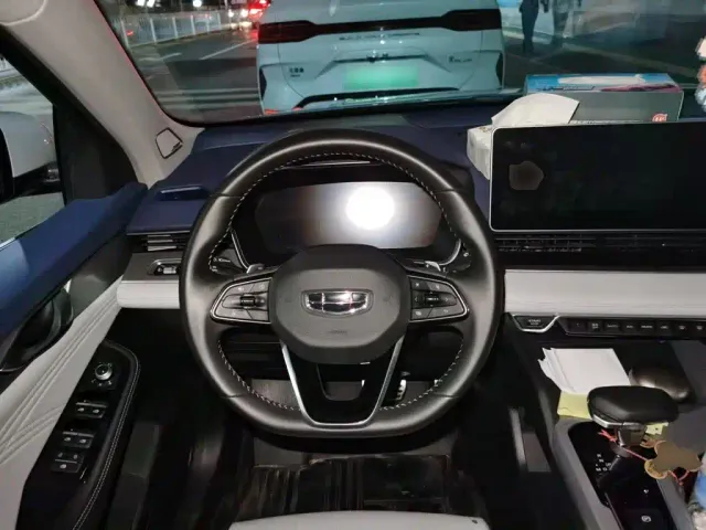 Geely Xingrui — Фото автомобиля 6