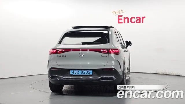 Mercedes-Benz EQE — Фото автомобиля 3