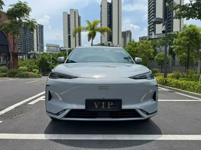 Geely Galaxy E5 — Фото автомобиля 3