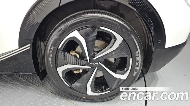 Kia EV6 — Фото автомобиля 6