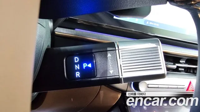 Hyundai Grandeur GN7 — Фото автомобиля 9