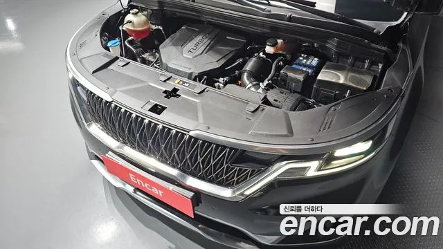 Kia Canival — Фото автомобиля 6