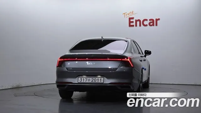 Kia K8 Hybrid — Фото автомобиля 4