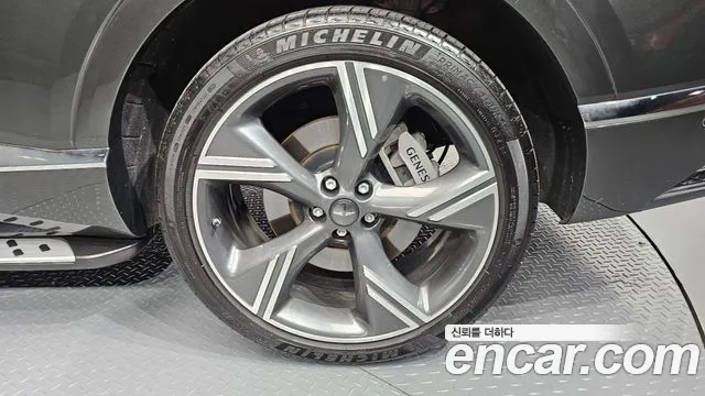 Genesis GV80 — Фото автомобиля 6