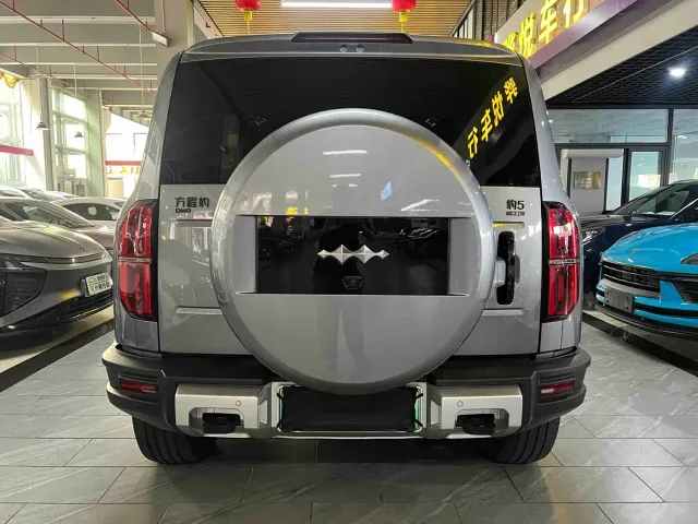 BYD FangChengBao Leopard 5 — Фото автомобиля 4