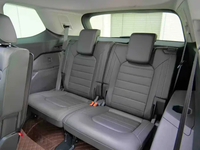 Volkswagen Talagon — Фото автомобиля 11