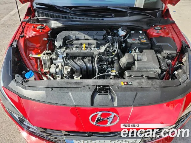 Hyundai Avante CN7 — Фото автомобиля 6