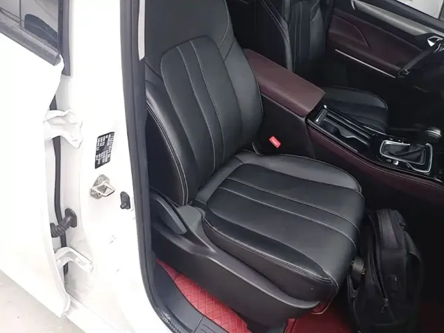 GAC Trumpchi M6 — Фото автомобиля 24