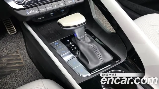Hyundai AVANTE Avante (CN7) — Фото автомобиля 9