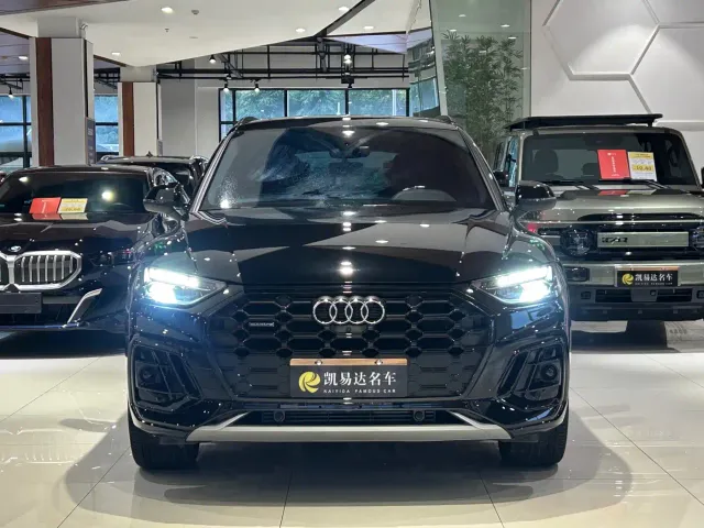 Audi Q5L — Фото автомобиля 3