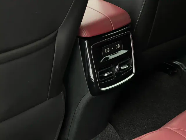 Jetour X70 Plus — Фото автомобиля 20