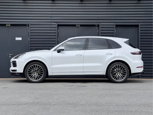 Porsche Cayenne — Фото автомобиля 5