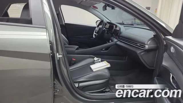 Hyundai Avante CN7 — Фото автомобиля 26