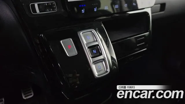 Hyundai Staria — Фото автомобиля 9